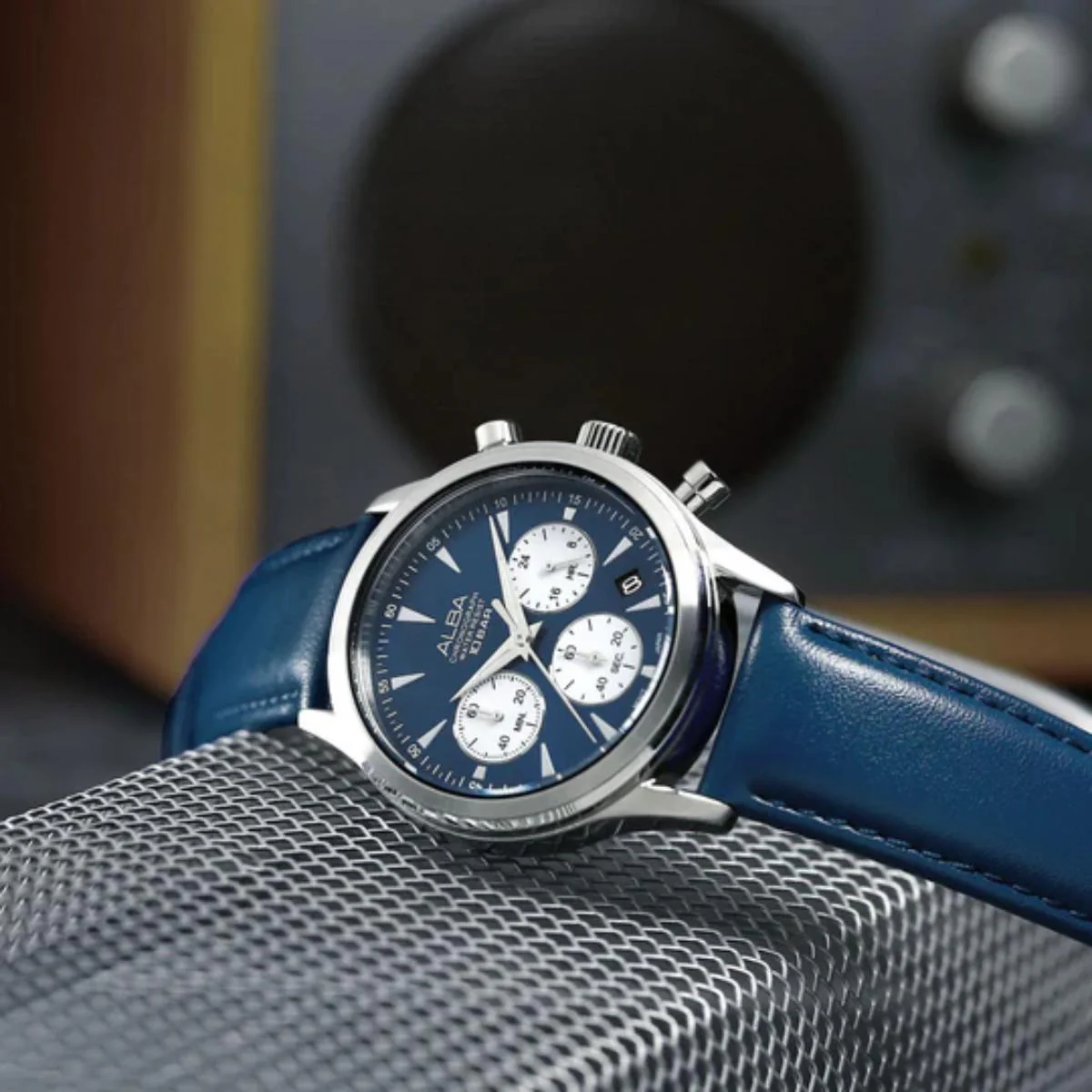 ALBA Quartz Blue Blaze Dial Analog Chronograph Men's Watch AT3K57X1 - Image 2