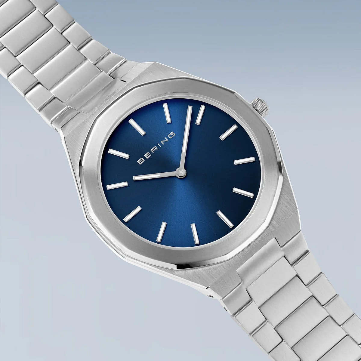 Bering Classic Blue Dial Analog Stainless Steel Watch For Men 19641-707 - Image 3