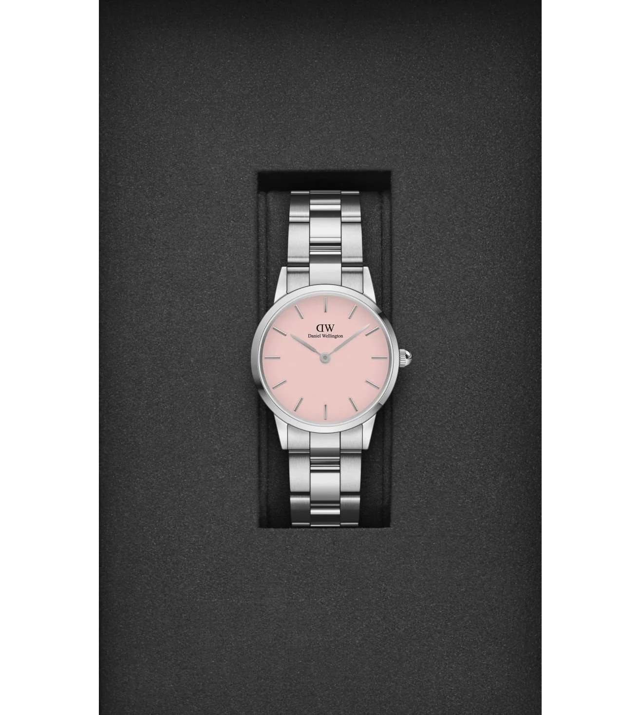 DW00100534 | DANIEL WELLINGTON Iconic Link Watch for Women - Image 4
