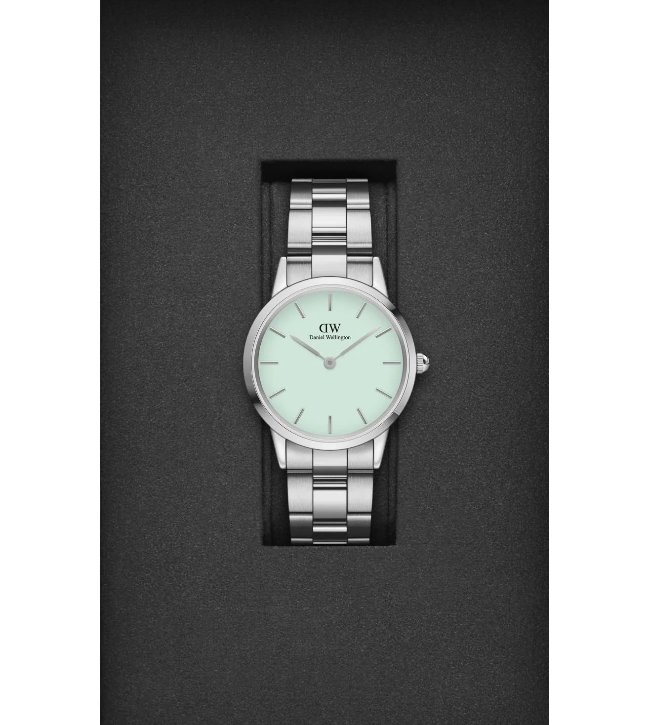 DW00100538 | DANIEL WELLINGTON Iconic Link Watch for Women - Image 4