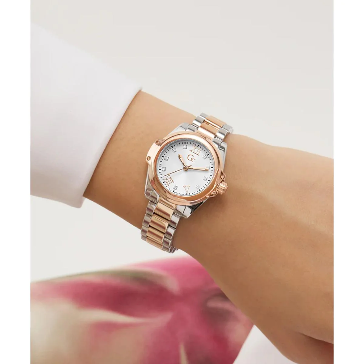 GC Bolt Lady Quartz White Dial Analog Women's Watch Z58001L1 - Image 4