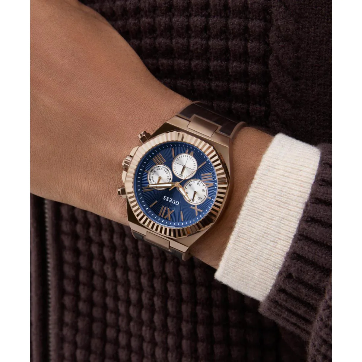 GUESS Equity Blue Dial Analog Multi-function Watch For Men GW0791G4 - Image 4
