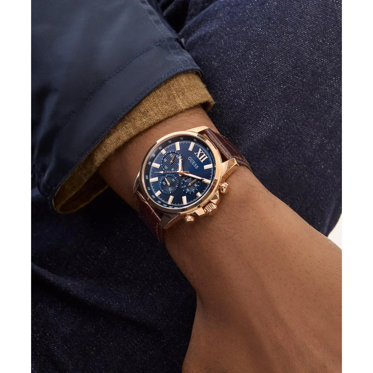 GUESS Quartz Blue Dial Analog Chronograph Men's Watch GW0901G3 - Image 5