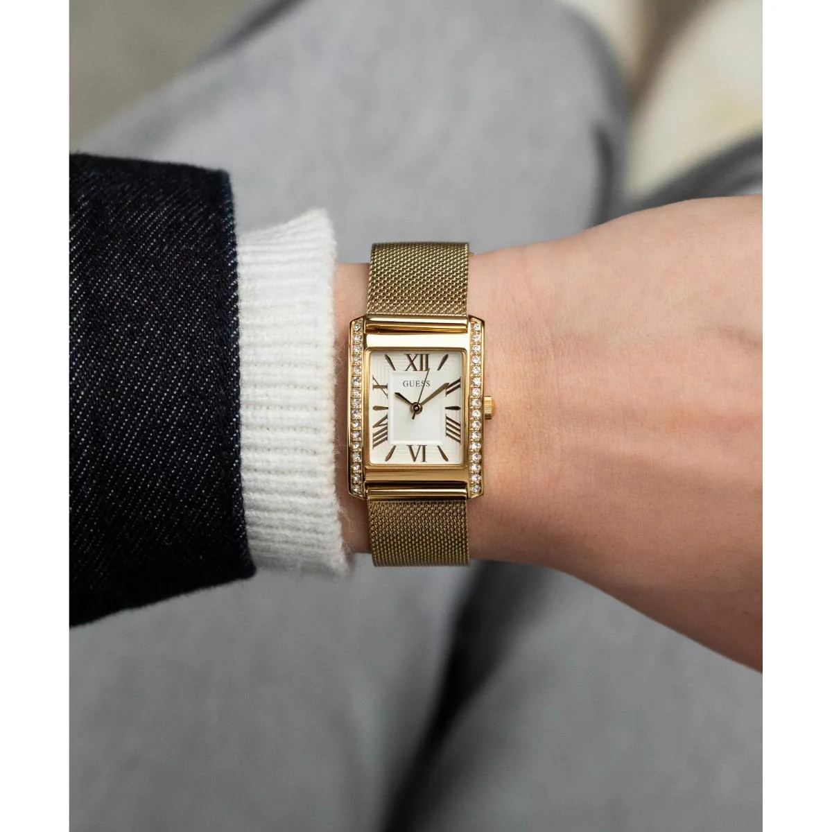 Guess Quartz White Dial Analog Women's Watch GW0997L1 - Image 3