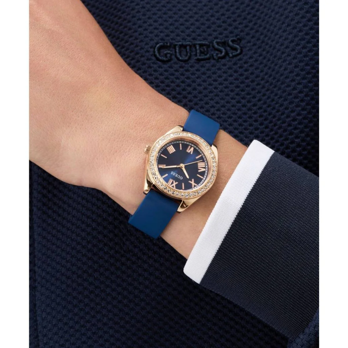 Guess Round Blue Dial Analog Women Watch - GW1000L4 - Image 2