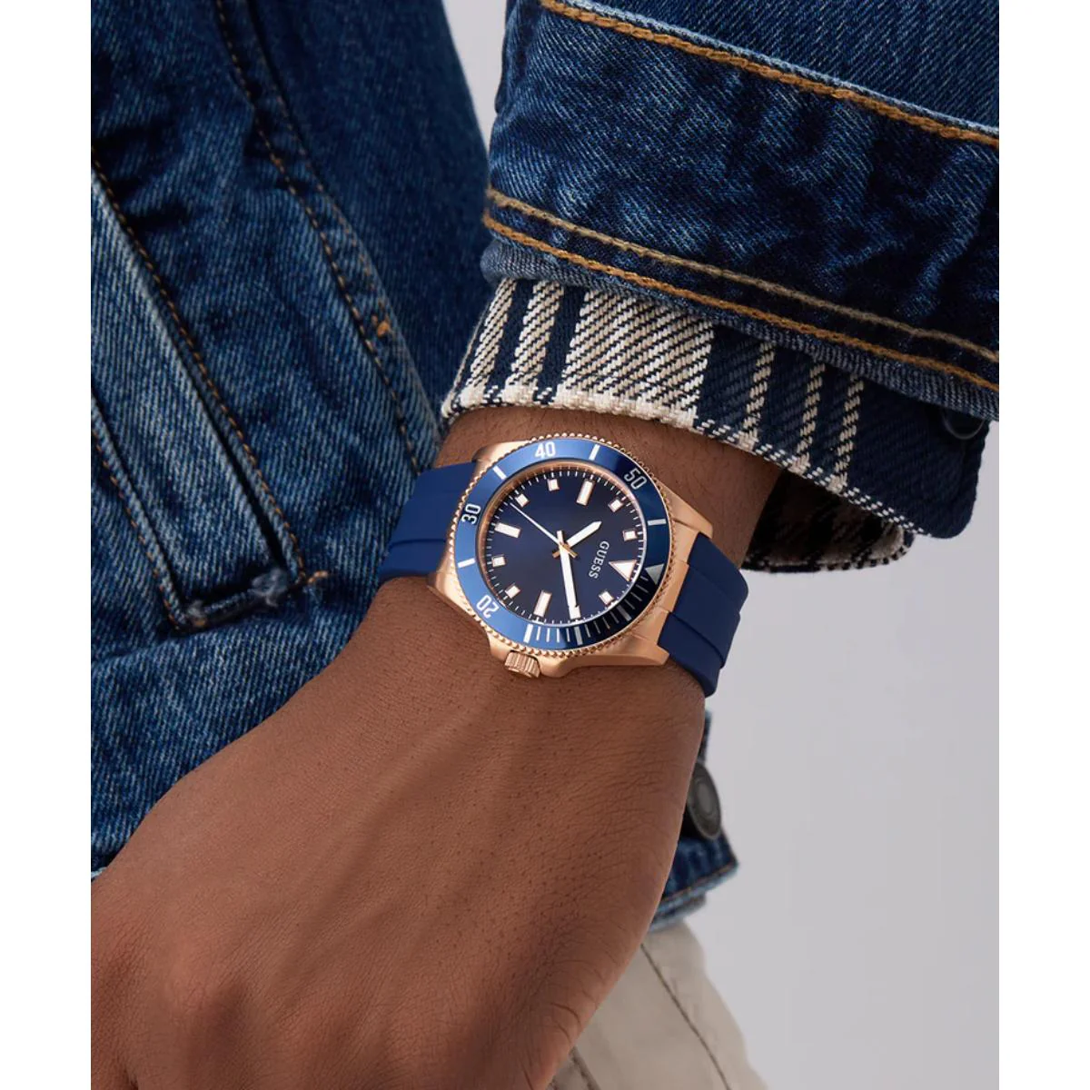 GUESS Sport Quartz Blue Dial Analog Watch For Men GW0969G3 - Image 5