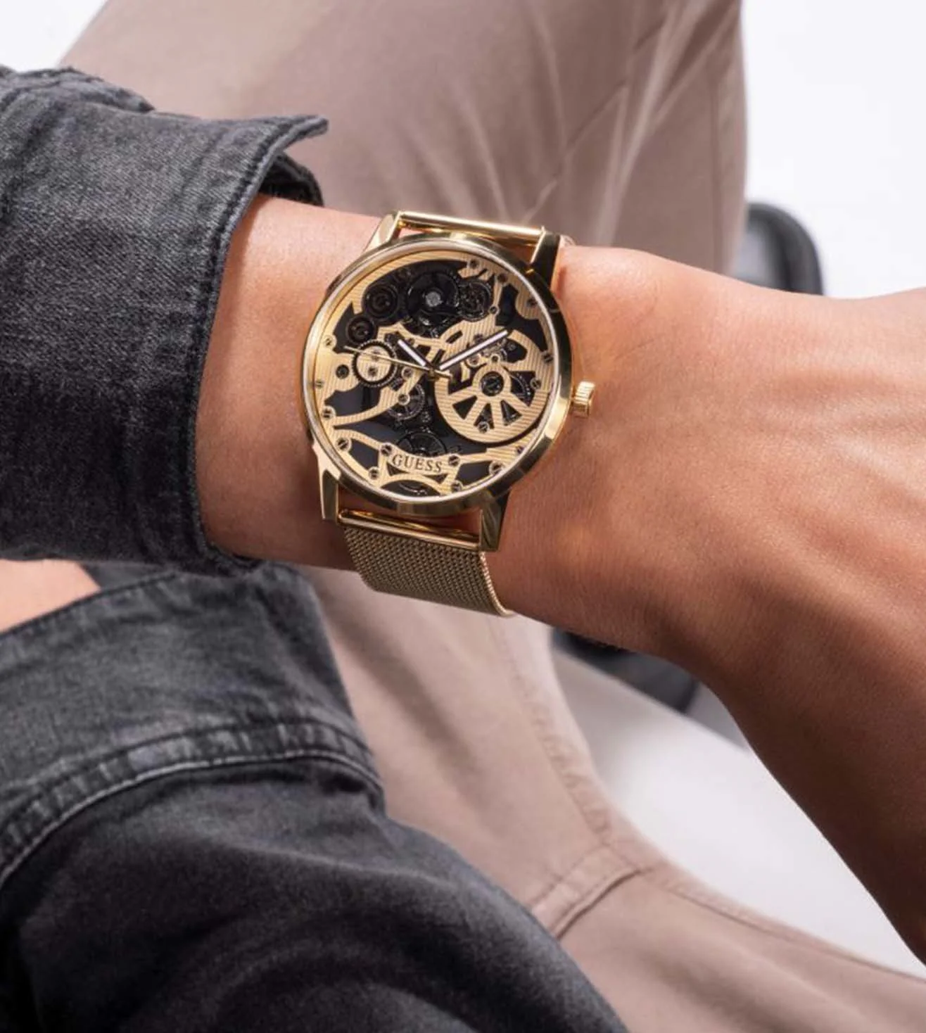 GW0538G2 | GUESS Watch for Men - Image 6