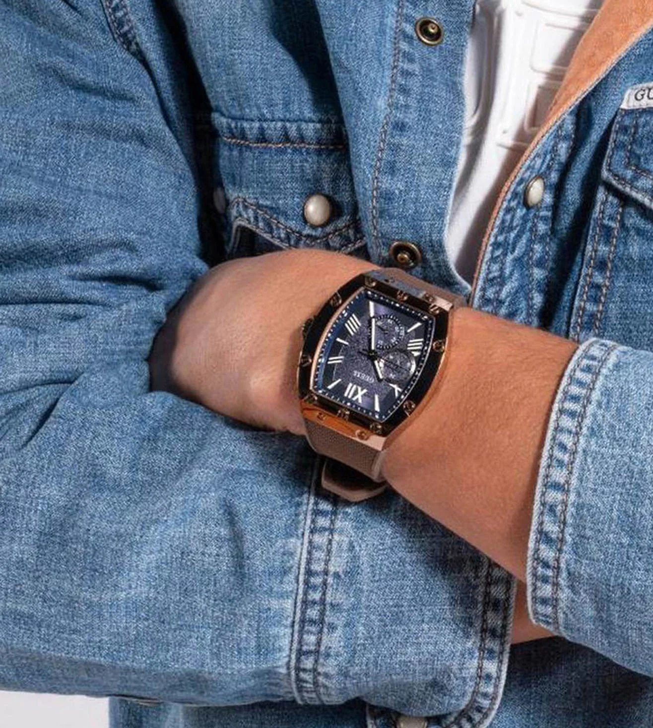 GW0568G1 | GUESS Falcon Multifunction Watch for Men - Image 6