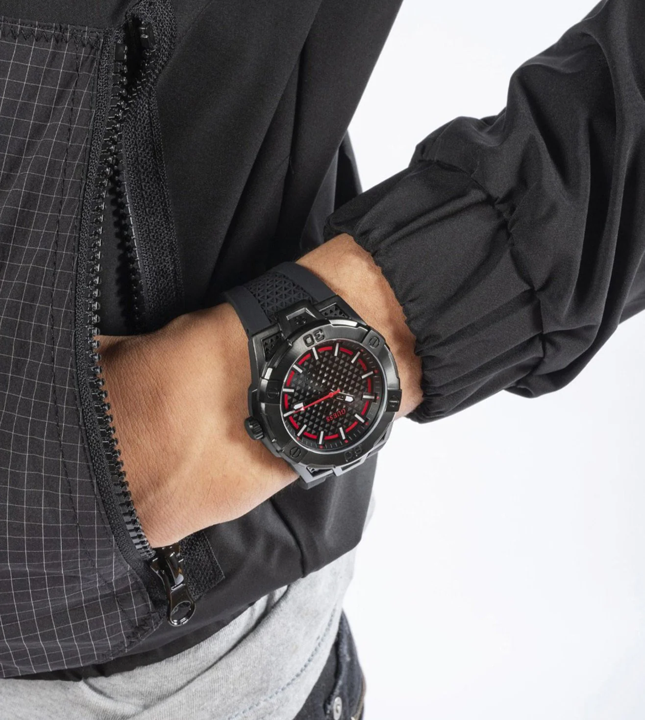 GW0712G1 | GUESS Chronograph Watch for Men - Image 6
