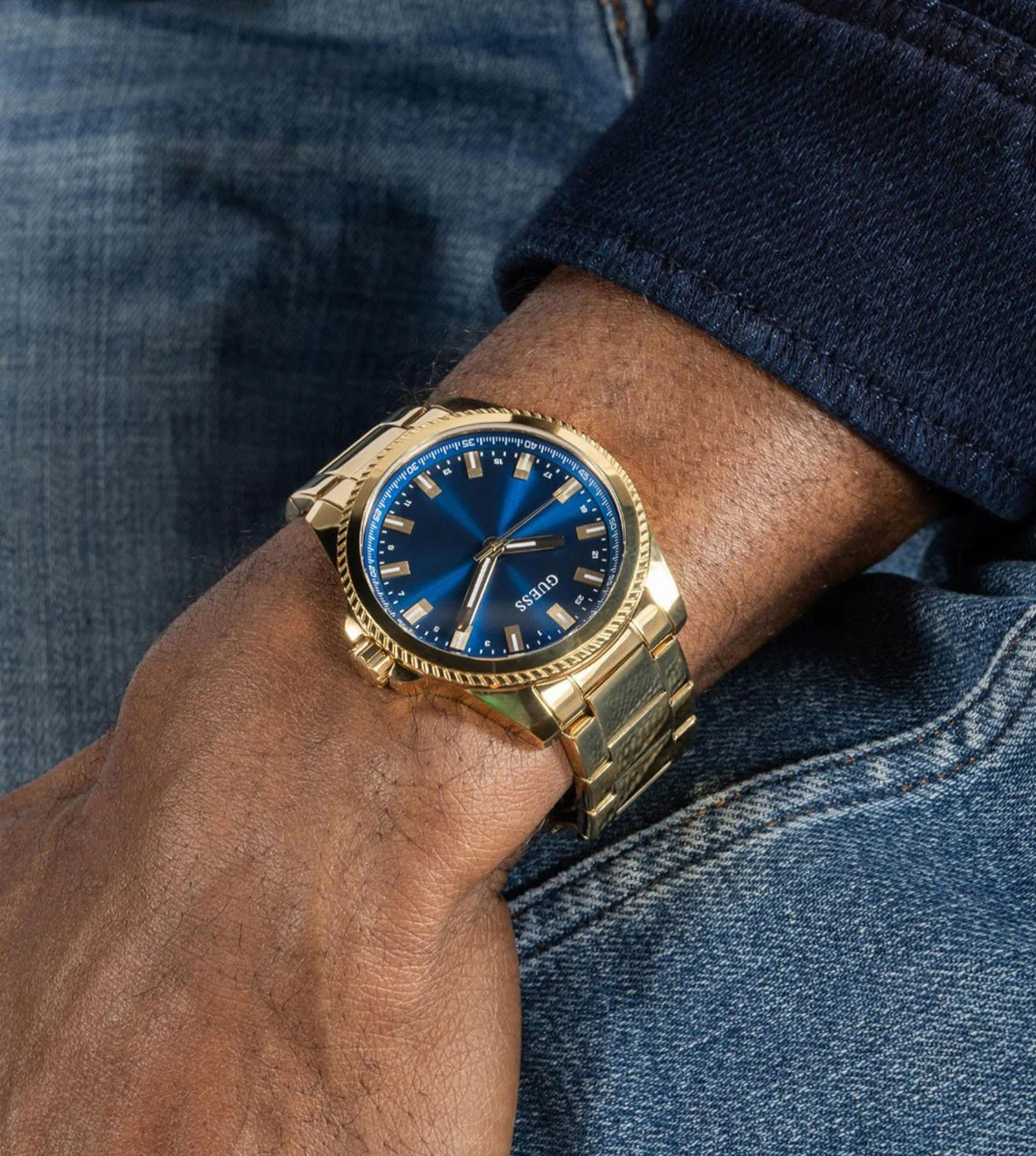 GW0718G2 | GUESS Analog Watch for Men - Image 6