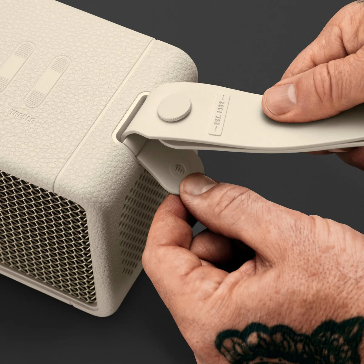 Marshall MIDDLETON Portable speaker with 20+ hours Cream - Image 5