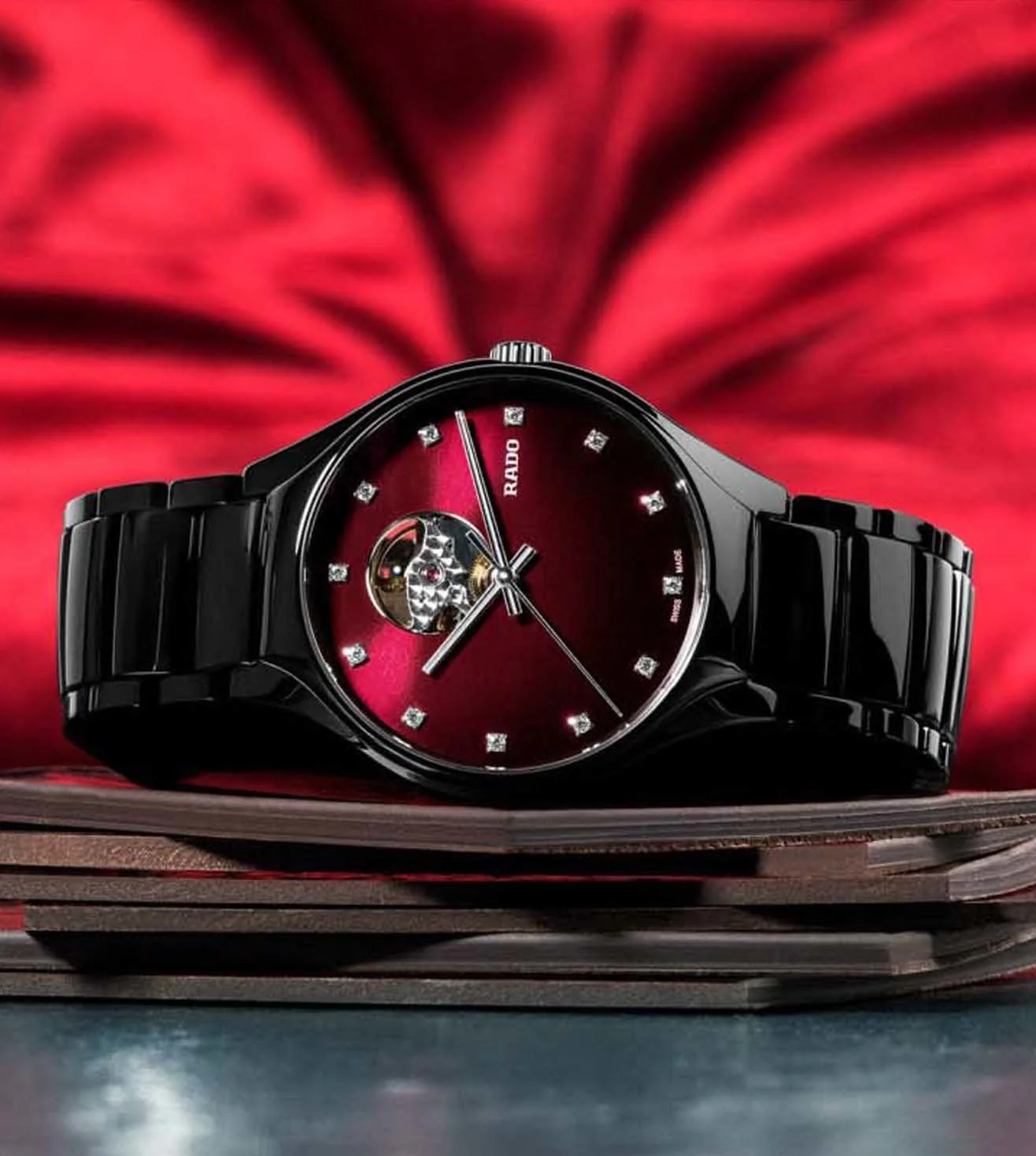 R27107742 | RADO New True Analog Unisex Watch - Image 3