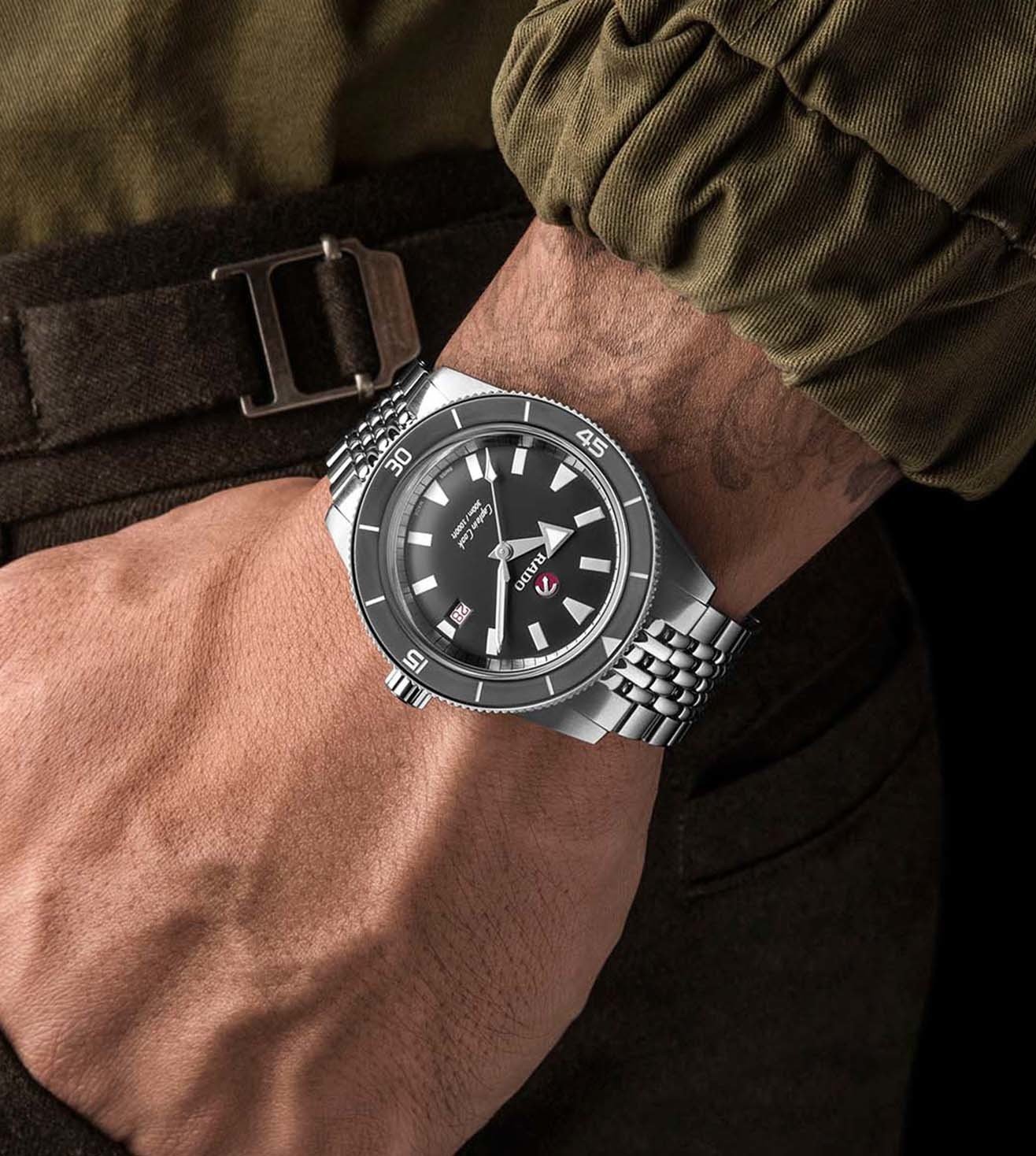 R32105103 | RADO Captain Cook Automatic Watch for Men (2 Additional Straps) - Image 6