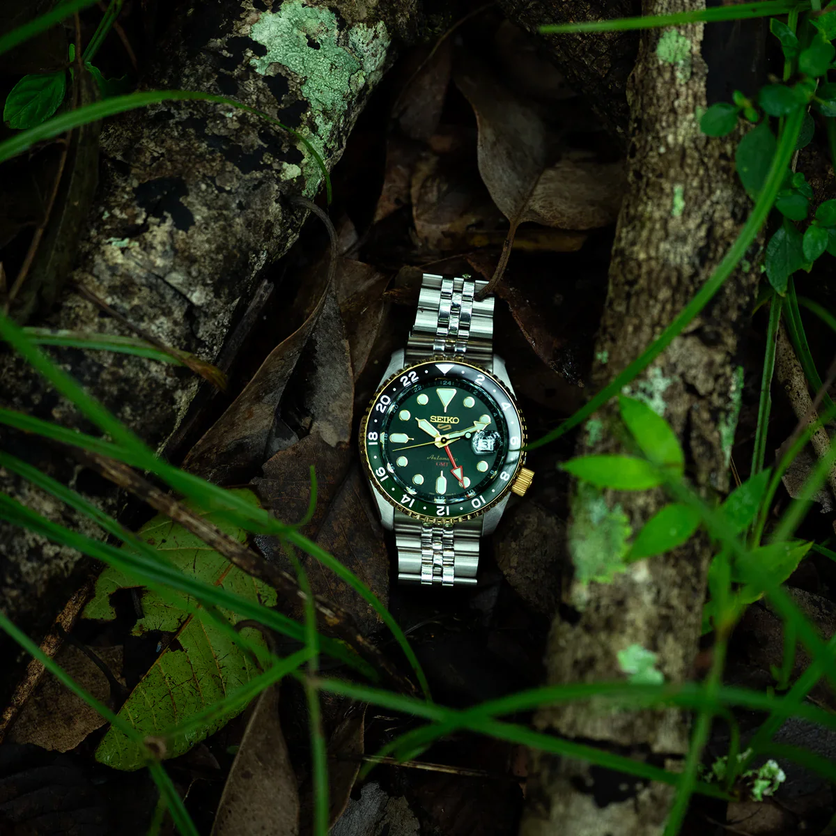 Seiko 5 Sports Forest Green Sunrise India Limited Edition Watch - SSK050K1 - Image 6