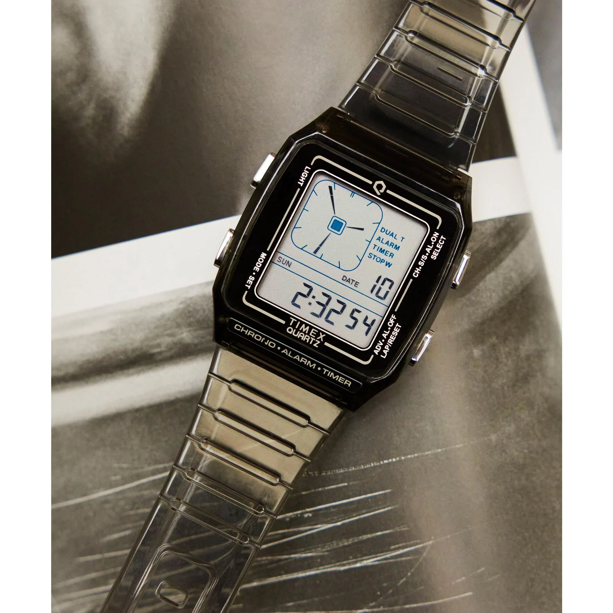 Timex Q Grey 35MM Rectangle Dial Digital Unisex Watch - TW2W45000UJ - Image 6