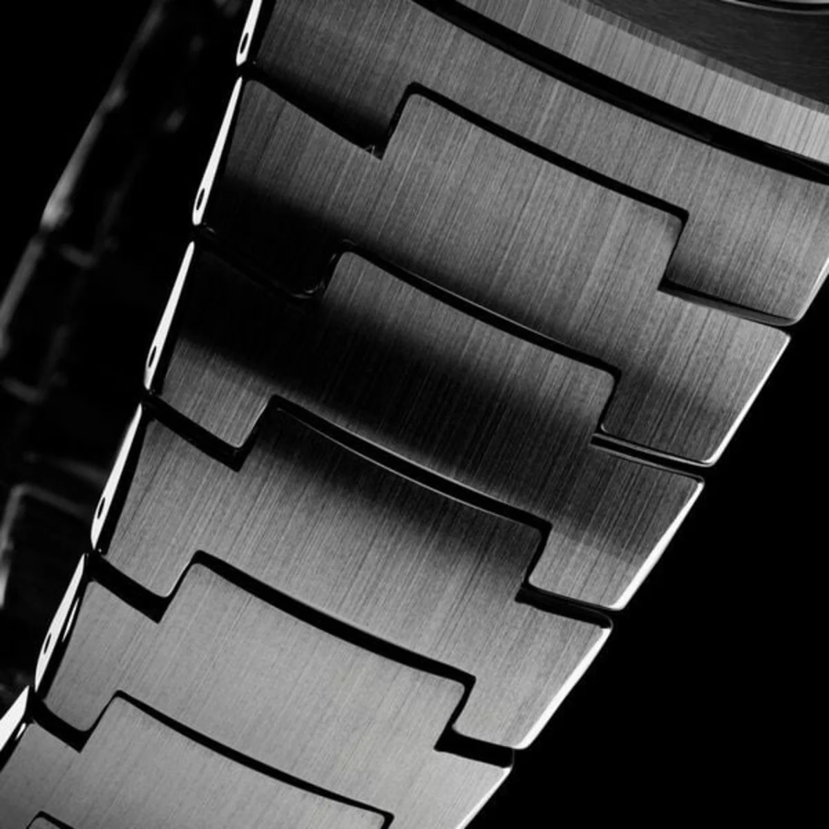 Titan Edge Fumage Quartz Black Dial Analog Men's Watch 10055NC01 - Image 4