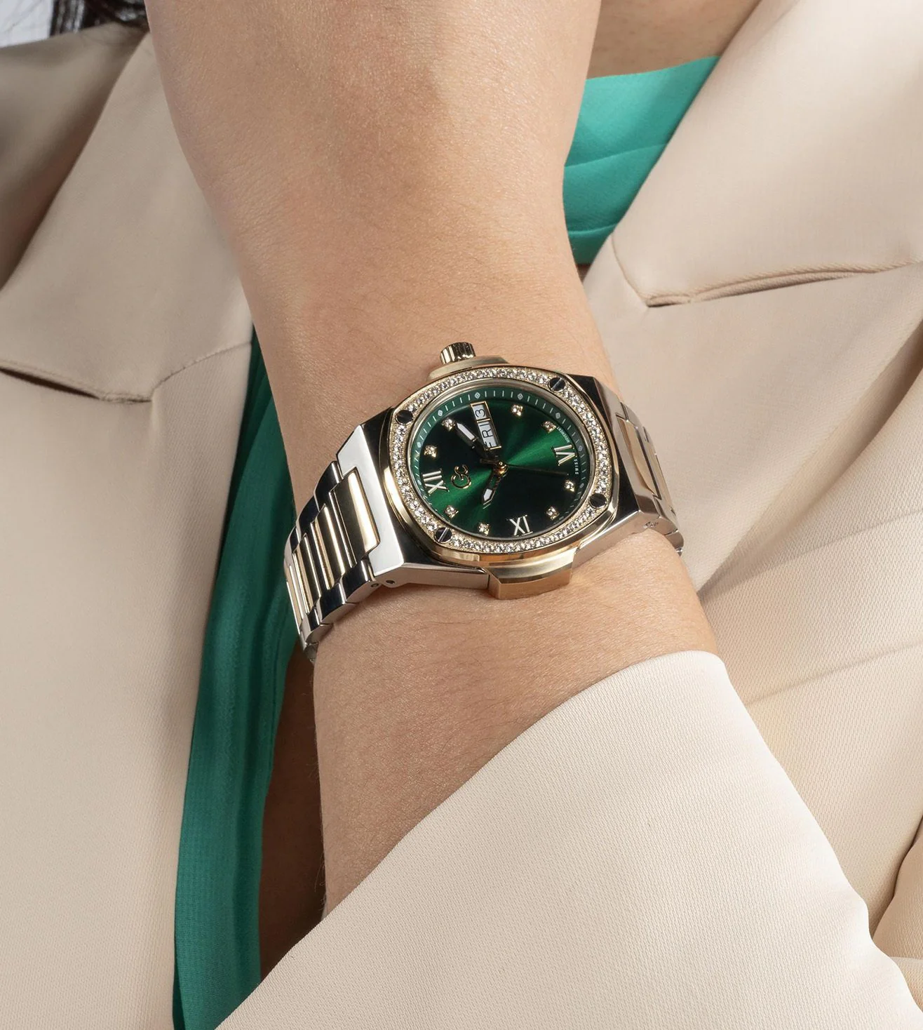 Y98010L9MF | GC Analog Watch for Women - Image 6
