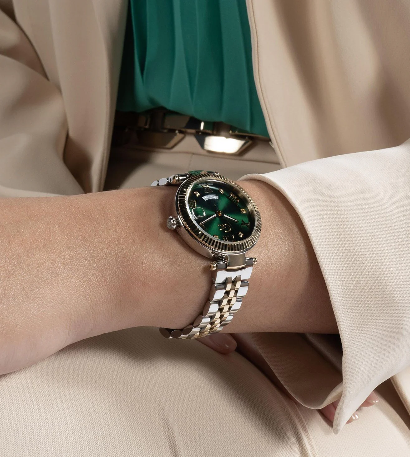 Z01019L9MF | GC Analog Watch for Women - Image 6