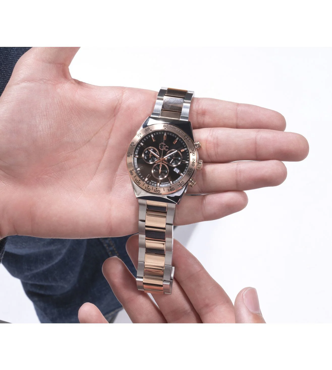 Z17003G2MF | GC Sport Chic Chronograph Watch for Men - Image 7